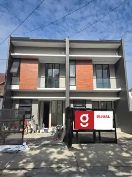 JUAL RUMAH BARU DESIGN INNER GARDEN DI BARUK UTARA