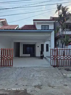 RUMAH FULL RENOVASI 2 LANTAI DI LIMUS PRATAMA REGENCY