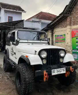 Jeep CJ7 Diesel 4X4 Tahun 1984