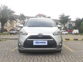 2016 TDP 7,JT Toyota Sienta 1.5 V Bensin-MT Silver