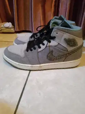 Nike air jordan 1 mid crater size 43 original