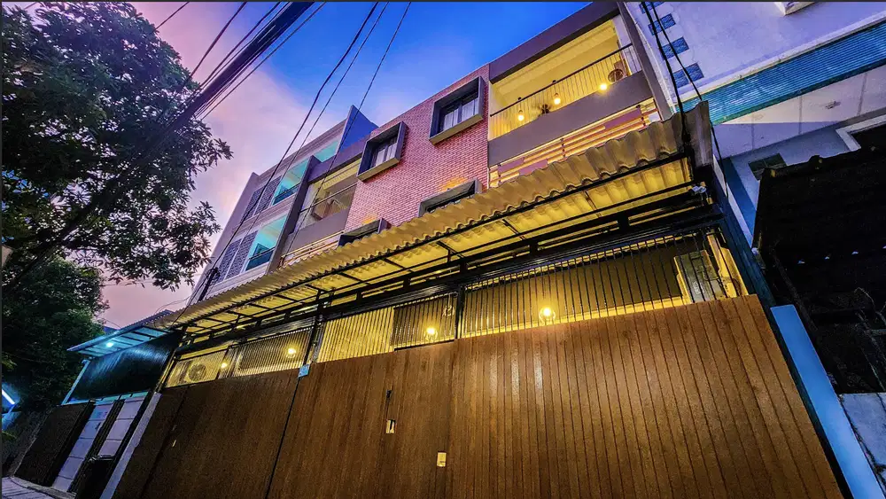 Kost full furnished ROI tinggi lokasi super prime di Tanjung Duren