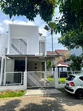 Dijual Rumah Fully Furnished  di Permata Jingga, Lowokwaru Malang