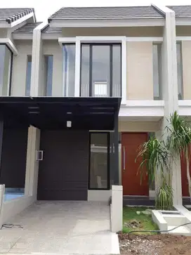 Dijual Rumah North West Hill Surabaya Barat