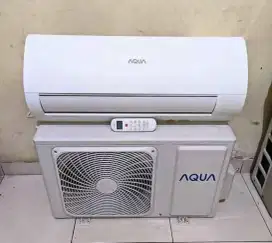 AC Aqua 1/2 pk second like new!