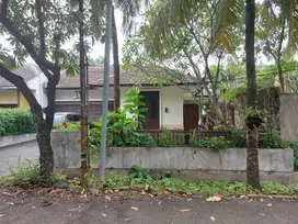 [DIBAWAH HARGA PASAR] Dijual Rumah Hunian Nyaman & Strategis di Kemang