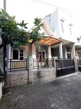 Rumah Dalam Perum Di Condongcatur Dekat Pakuwon Mall, Kampus UGM, UPN