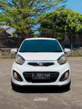 KIA Picanto SE Manual 2013
Mobil Bagus dan Terawat