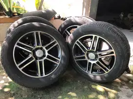 Velg R15 dan Ban 80%