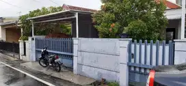 DIJUAL SEGERA BU, Rumah Cocok buat Masa Pensiun Tengah Kota Malang