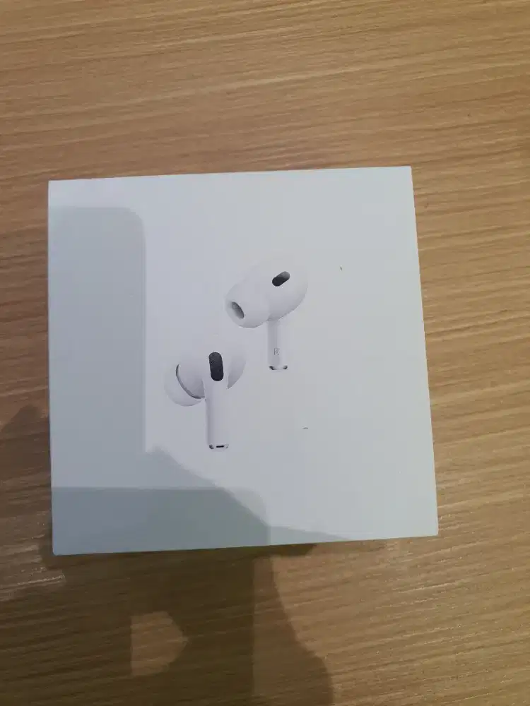 Airpods pro gen2 grs ibox 1 thn segel green peel ada nota pembelisn