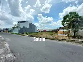 MURAH SGT STRATEGIS tanah dkt Pakuwon Mall Utara UGM Tepi Aspal Ramai