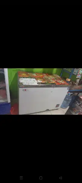 Jual freezer box Gea 300 liter