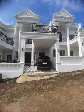 Rumah Kelas Sultan Model  Klasik Di Cibubur  Ready 1,3M