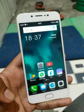 Vivo v5s ram 4/32gb