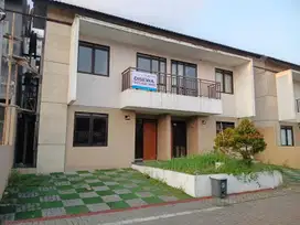 Disewakan rumah cluster Gateaway Pateur Bandung