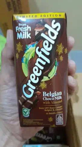 Susu Greenfields 1 dus isi 32 x 200 ml