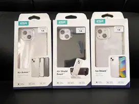 ESR CASE IPHONE 13/14 NEW