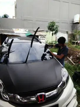 Kaca film mobil dan gedung