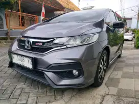 ANTIK km 14rb JAZZ RS Matic 2018 simpanan istimewa di malang