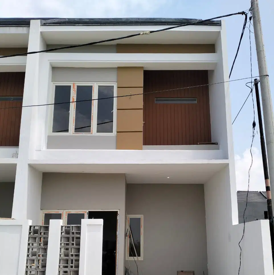 rumah baru 2lt Gunung Anyar Surabaya 800 jt an
