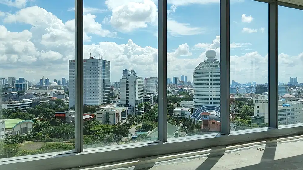 Disewakan Office Space  230 M2 Kem Tower JakPus 2 Menit Dari Pintu Tol