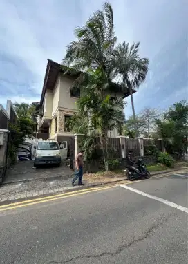 DISEWAKAN KOMERSIAL RAYA GWALK CITRALAND 930M² COCOK USAHA