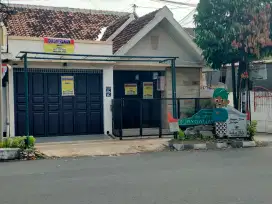 Dikontrakan 2 Ruko Jl. Sugeng Jeroni, Mantrijeron Kota Jogja