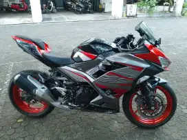 Kawasaki Ninja 250 cc Tahun 2018 ( Warna Orange )