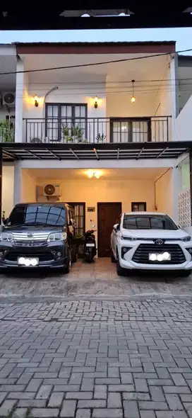 BEKASI BARAT Rumah 2-lantai Siap Huni di Bintara