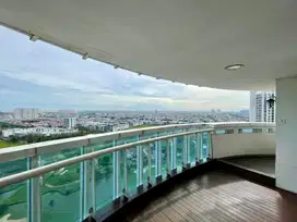 Apartemen Royale Springhill 3 bedroom View golf Bisa KPA