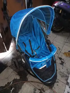 Stroller bayi merk PLIKO