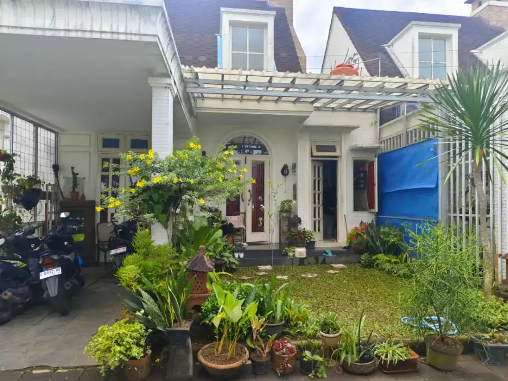 Dijual Rumah Adem, Aman dan Tentram. Harga Bisa Nego!!!