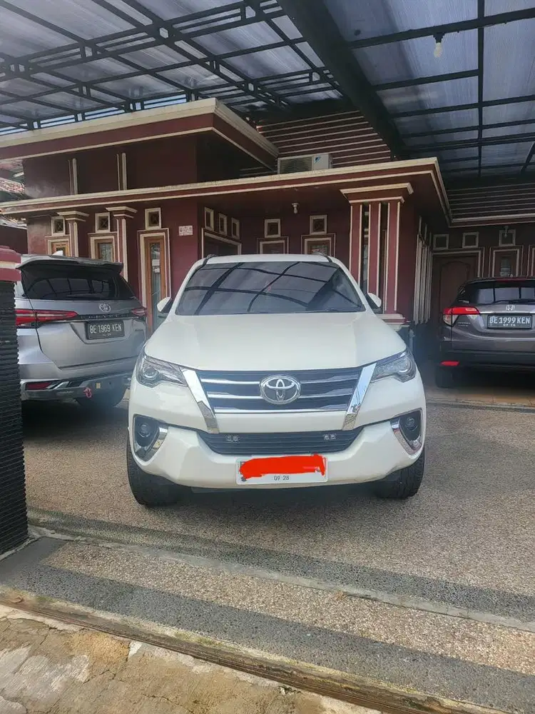 toyota fortuner vrz 2.4 matic solar