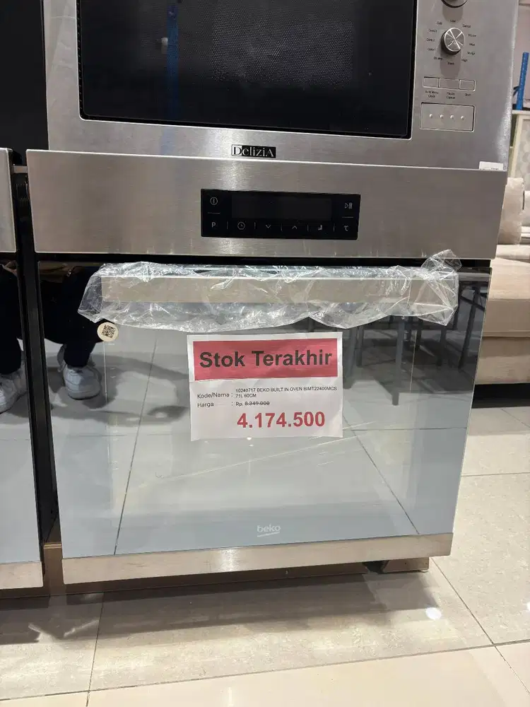 [CLEARANCE DISPLAY] BEKO BUILT IN OVEN BIMT22400MCS 71L 60CM