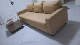 Sofa 3+1 dan meja kaca 3 susun merk informa.
