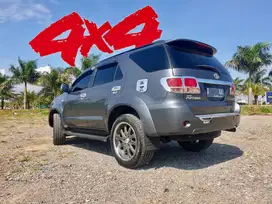 jarang ada cbu first gen 4x4 AWD 2.7V fortuner 2005 nyaman pakai