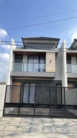 Rumah 2 Lantai Modern Minimalis Dekat Toll Limo