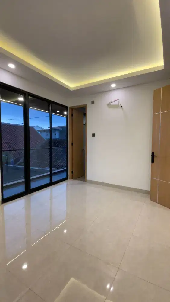 Rumah 2 lantai dekat pintu toll sawangan