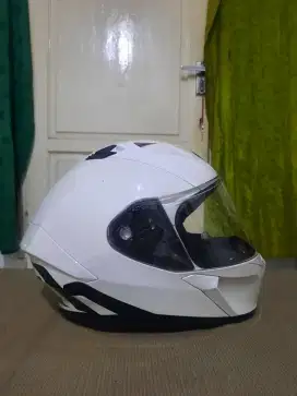 Helm Airoh white glossy