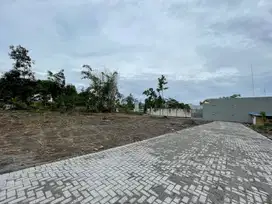 kawasan Kampus UII Jakal  km 14, akses 2 mobil papasan, siap bangun
