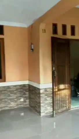 Dijual segera rumah 2 lantai luas 96m2 cluster aman harga nego