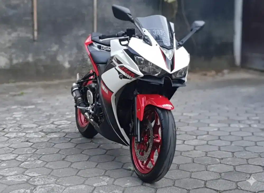 Dijual Yamaha R25 Tahun 2016 Istimewa