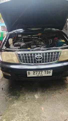 Toyota Kijang 2004 Bensin
