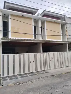 rumah baru 2lt Rungkut Mapan mewah murah saja