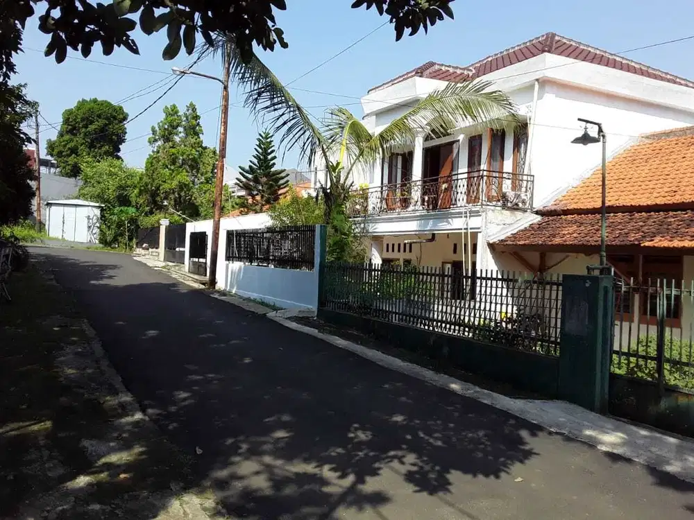 Di jual rumah murah dan luas di gandul cinere