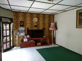Dijual CEPAT, Rumah Usaha Luas, Nol Jalan Poros Malang-Batu, Sengkaling Malang