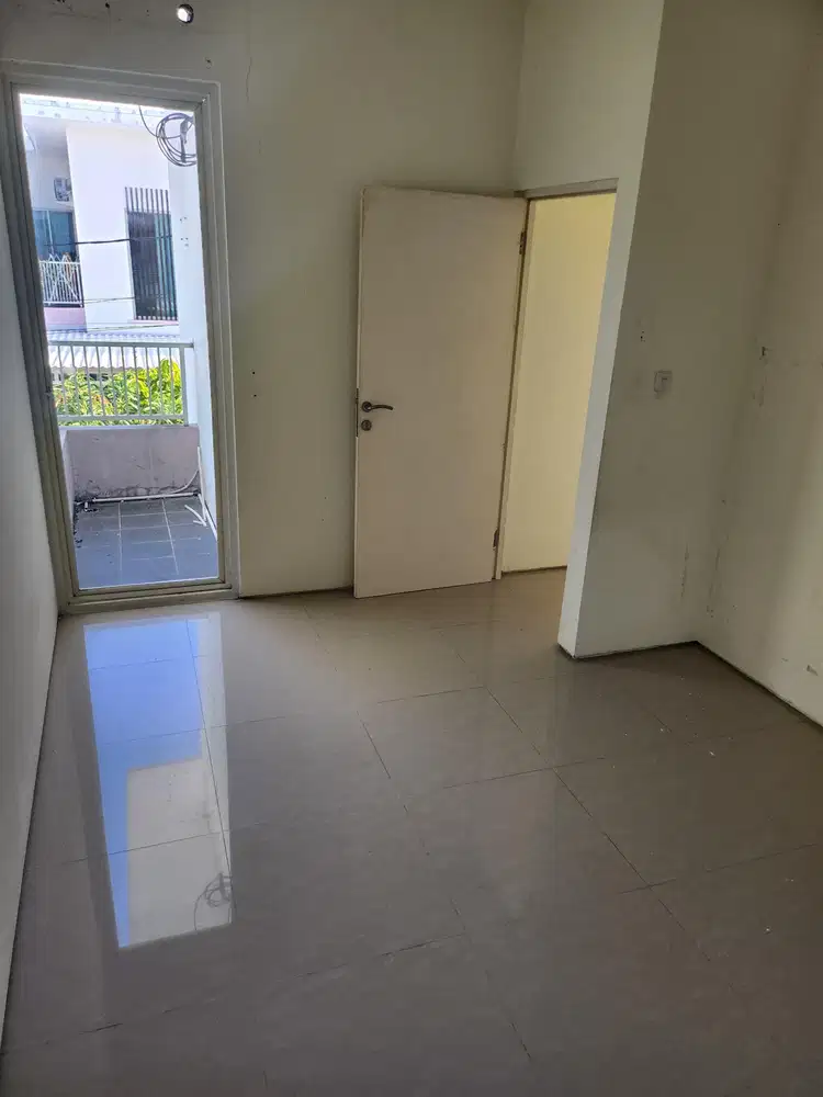 Rumah Bergengsi Siap Huni Terjangkau Satu Langkah Dari Citraland, Sura