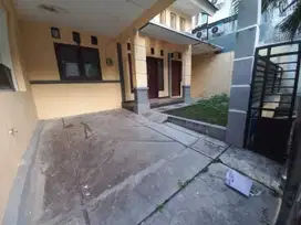 DIJUAL SEGERA Rumah huni 5 Menit ke Kampus UB, Sigura gura Malang
