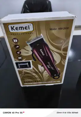 Alat cukur rambut profesional KEMEI km 2600